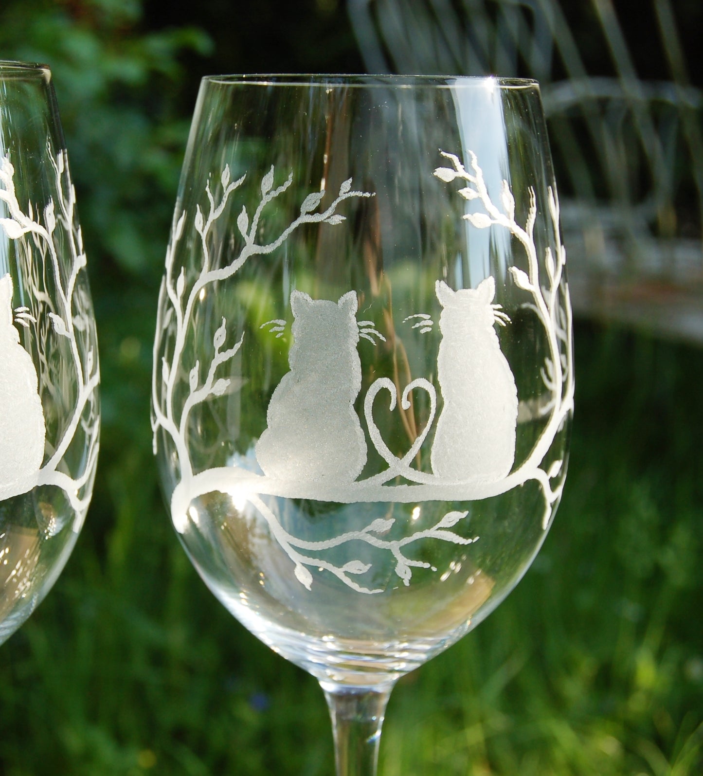 2x Rotweinglas | Gravur Katzen | Handmade | Handgraviert - Glasschleiferei Weber