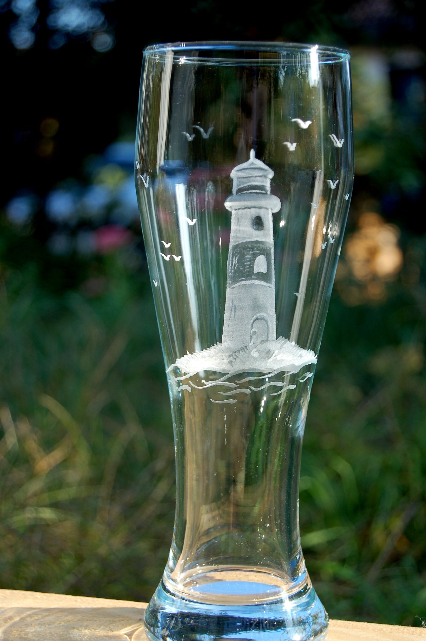 1x Weizenbierglas | Gravur Leuchtturm | Handmade | Handgraviert - Glasschleiferei Weber